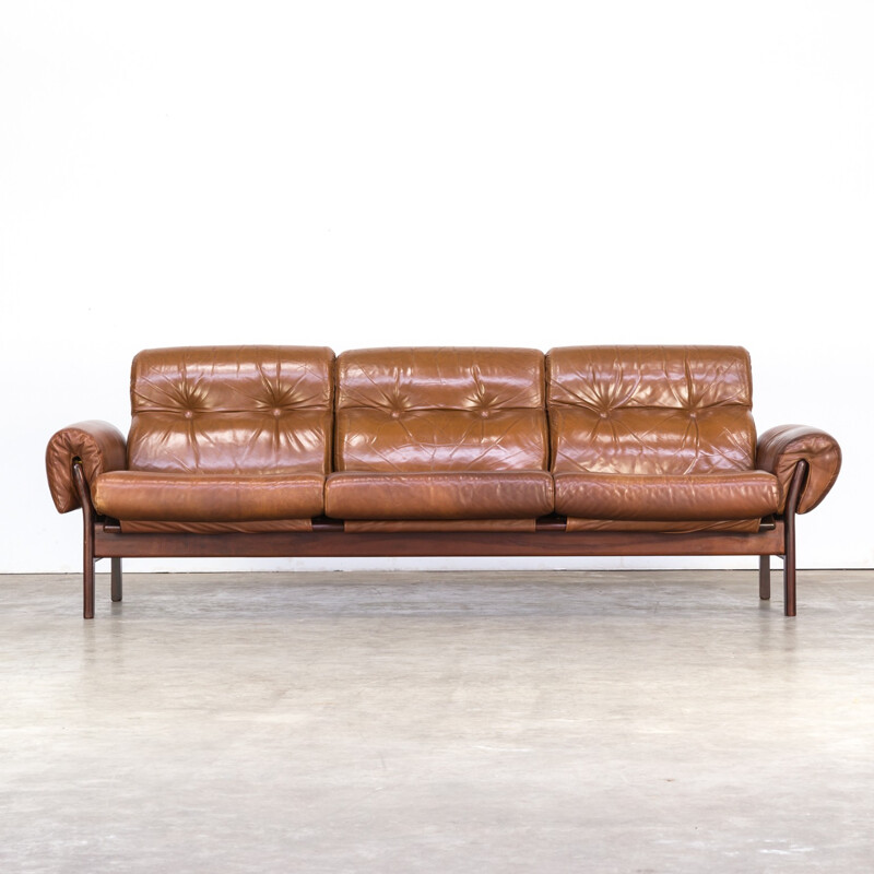 Vintage 3-seater sofa in cognac leather and rosewood framed Arne Norell - 1970s