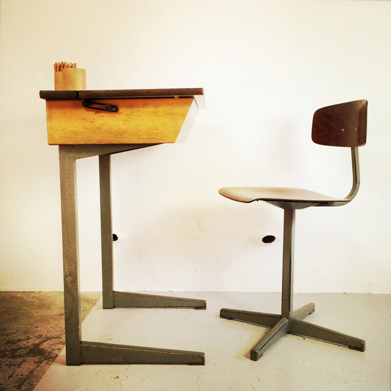 Child desk and chair, Friso KRAMER - 1950s