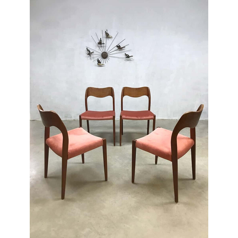 Set of 4 danish "Model 71" Dining Chairs by Niels O. Møller for J. L. Møllers - 1951
