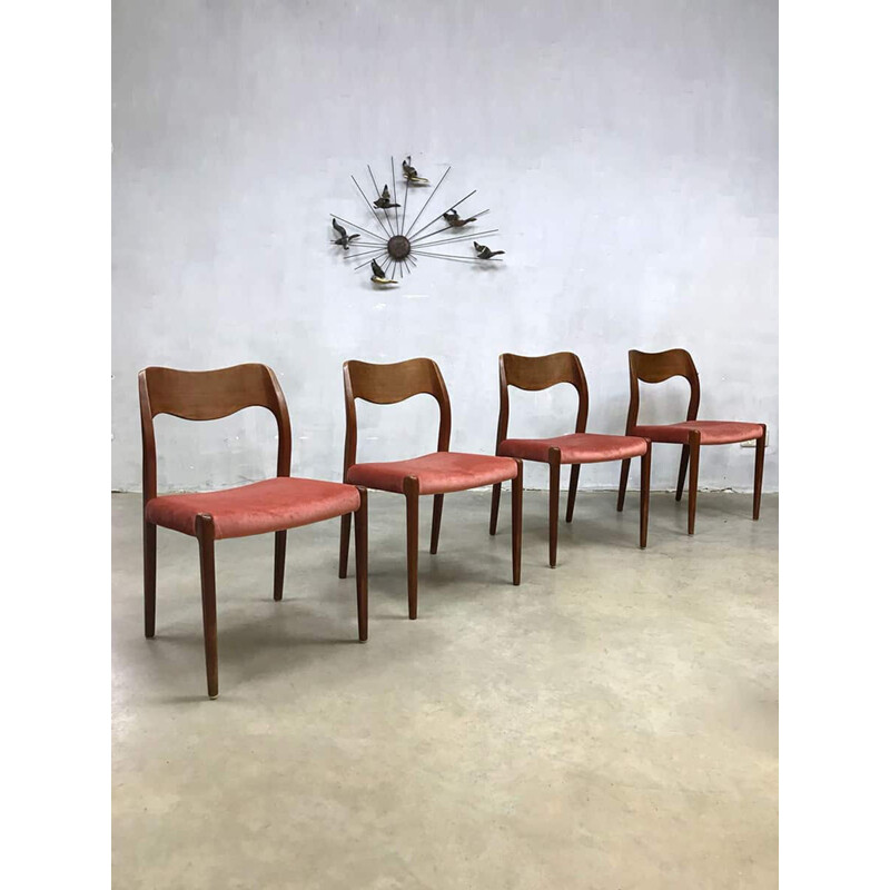 Set of 4 danish "Model 71" Dining Chairs by Niels O. Møller for J. L. Møllers - 1951