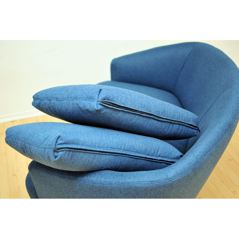 Vintage 2-Seater Sofa in royal blue - 1950s