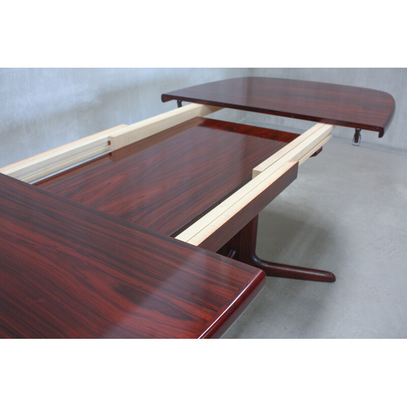 Danish Rosewood Oval Dining Table - 1960s