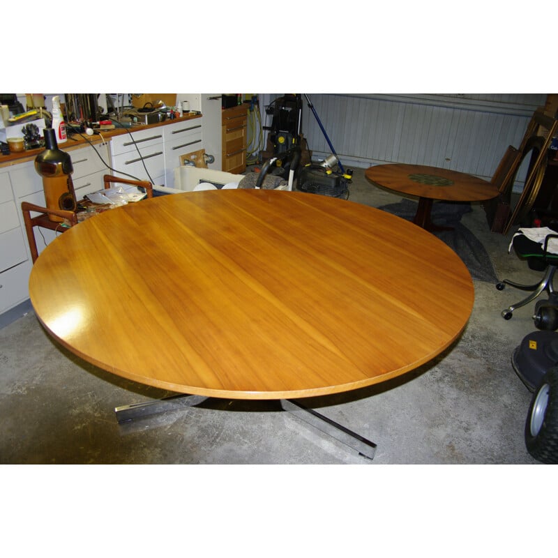 Vintage large round table by Wohnbédark - 1960s
