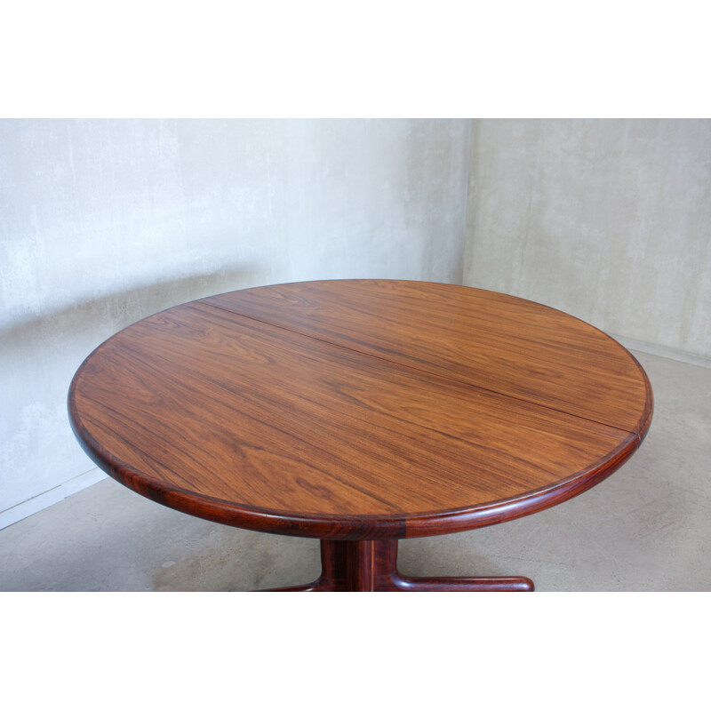 Vintage Danish round dining table in rosewood - 1960s