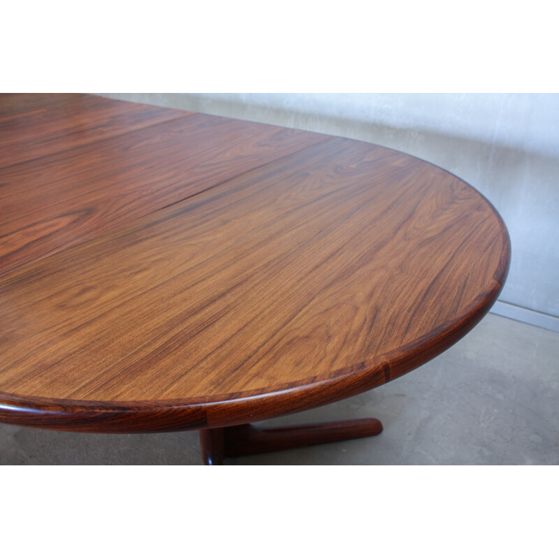 Vintage Danish round dining table in rosewood - 1960s