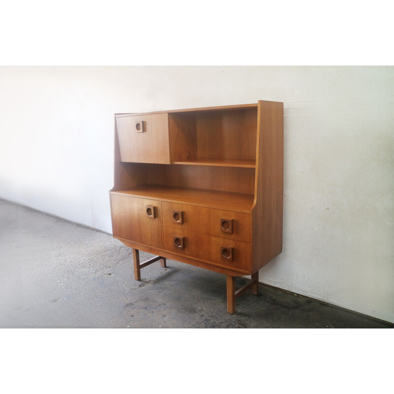 Vintage english highboard with bold handles - 1970s