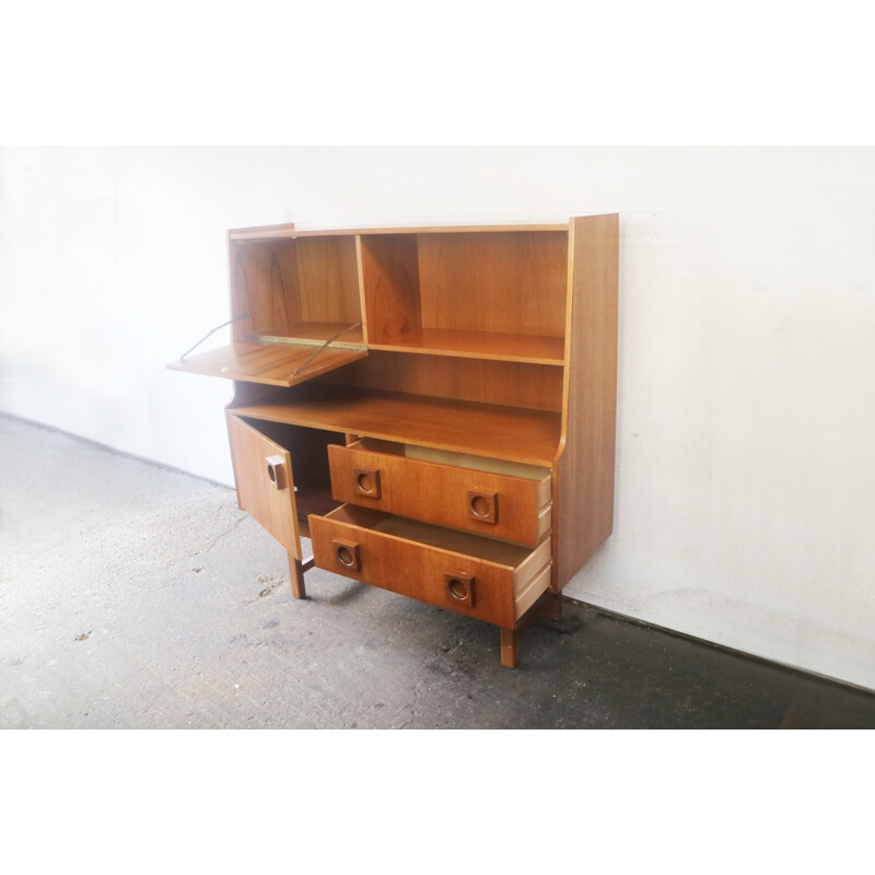 Vintage english highboard with bold handles - 1970s