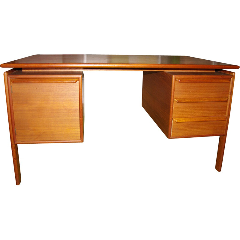 Vintage scandinavian desk in teck by Gv Gasvig - 1950s