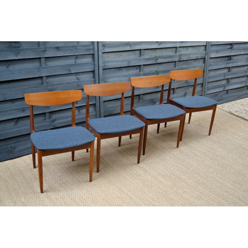 Vintage set of 4 dining chairs by Ib Kofod-Larsen - 1960s