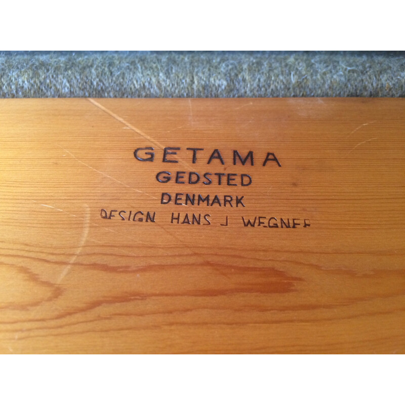 Fauteuil vintage cubique "GE-300" par Hans Wegner pour Getama Danemark - 1960
