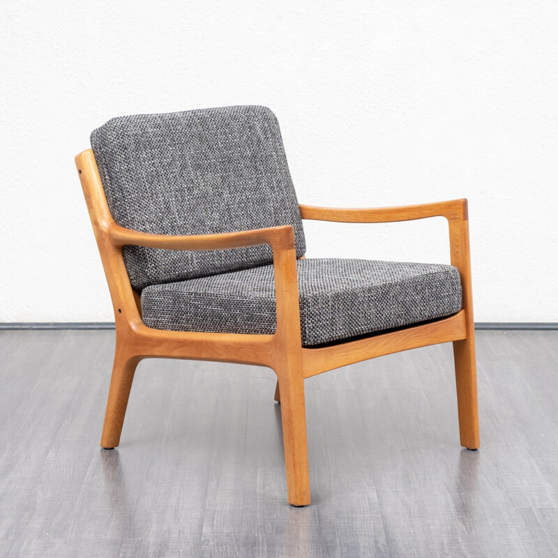 Vintage "Senator 166" armchair by Ole Wanscher for France & Son - 1960s