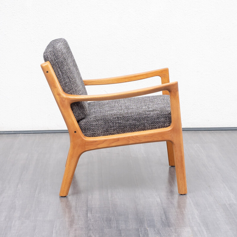 Vintage "Senator 166" armchair by Ole Wanscher for France & Son - 1960s