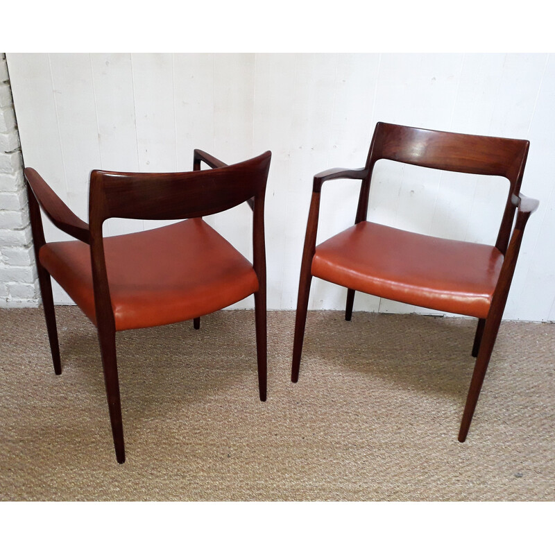 Set of 2 vintage dining room red armchairs and 4 chairs - 1960s