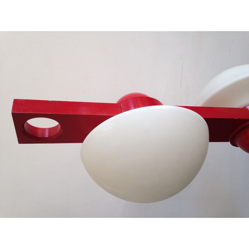 Lampadaire vintage rouge en bois - 1970