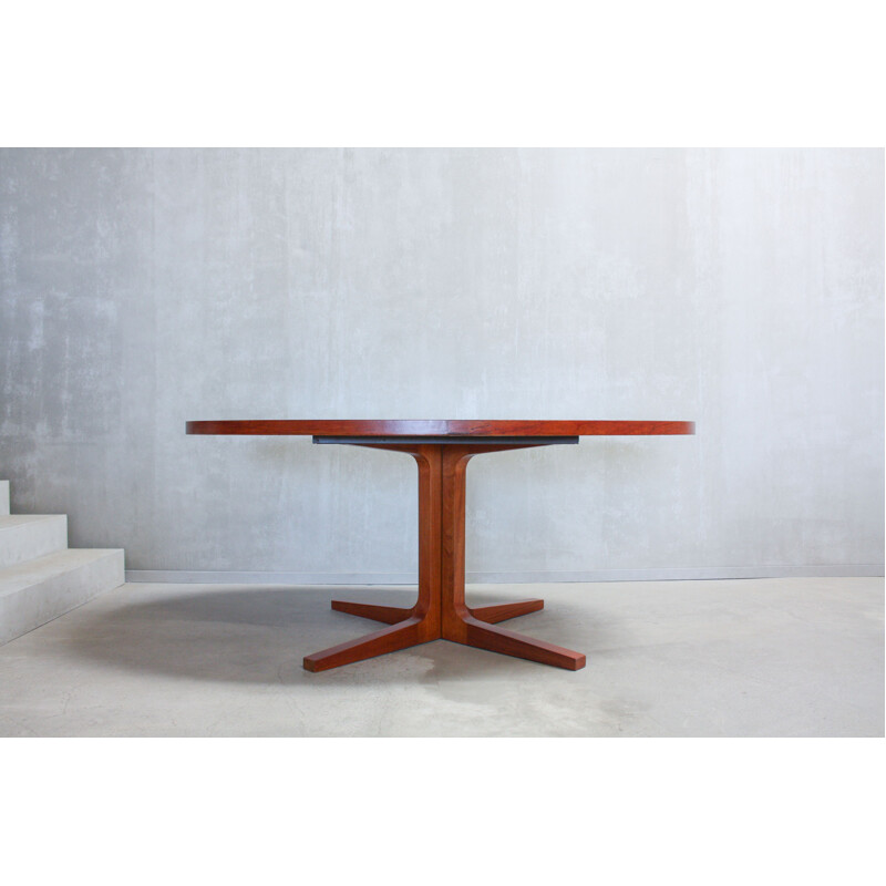 Vintage oval dining table in teak by Dyrlund, 1960s