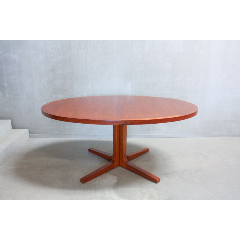 Vintage oval dining table in teak by Dyrlund, 1960s