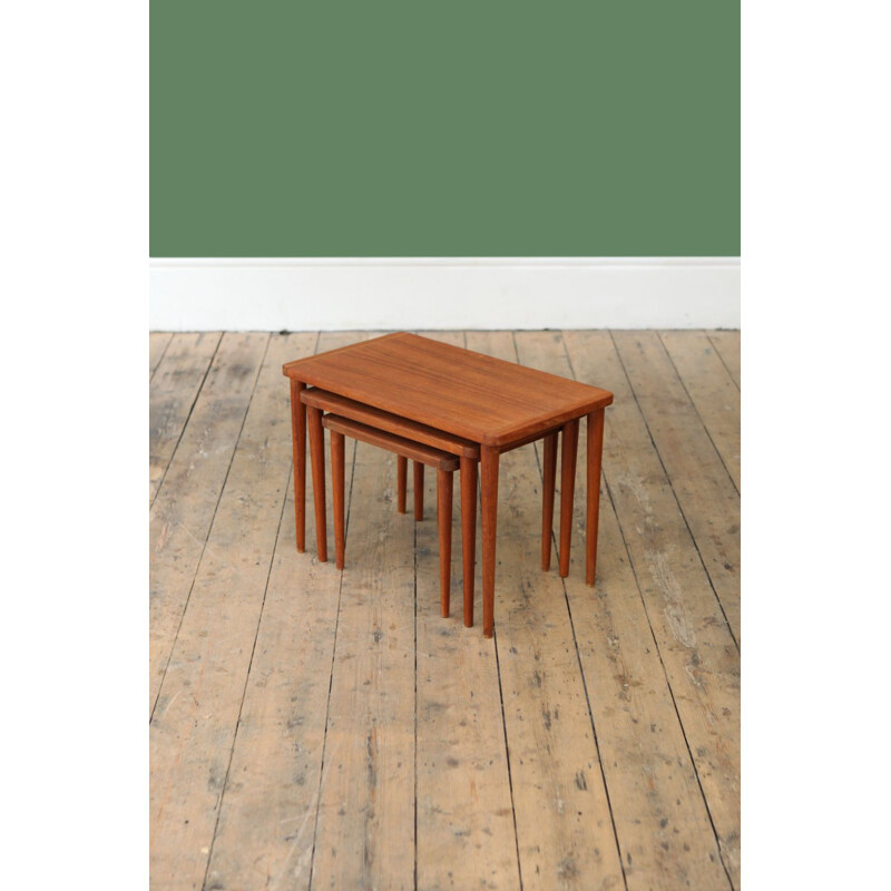 Set of 3 nesting tables in teak - 1960s