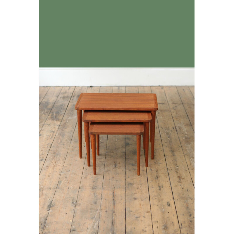 Set of 3 nesting tables in teak - 1960s