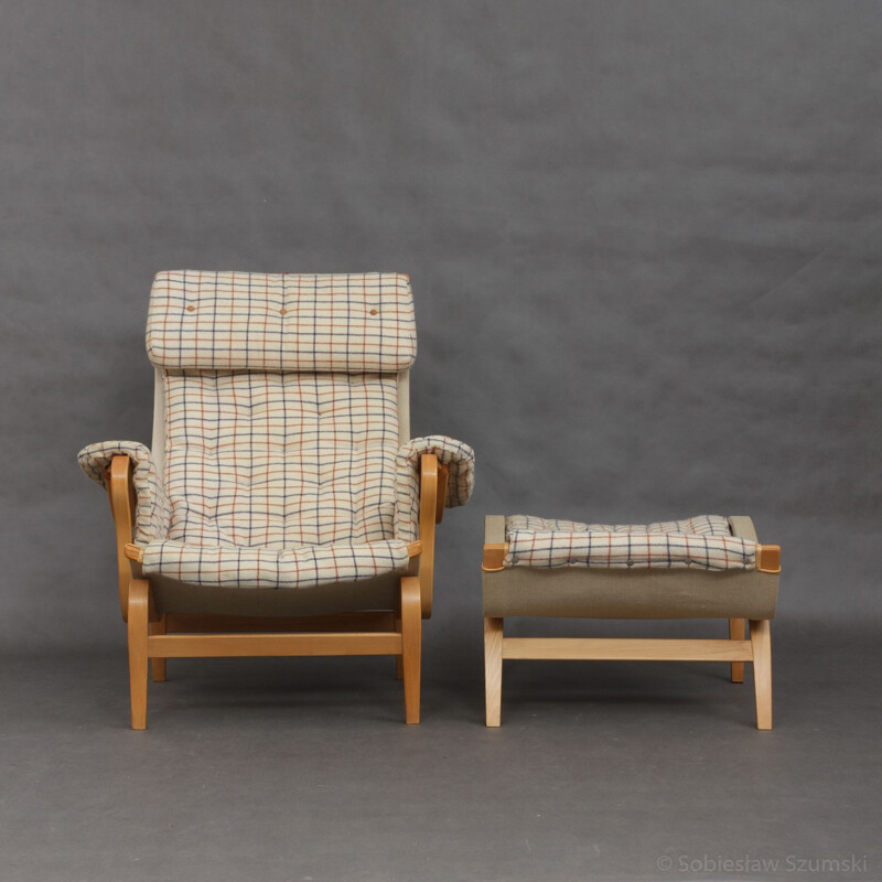 Fauteuil vintage "Pernilla" avec pouf par Bruno Matsson - 1960