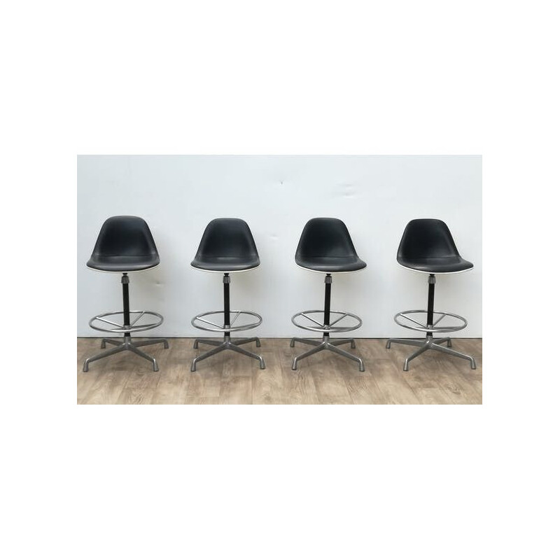 Set of 4 stools by Eames for Herman Miller - 1960s