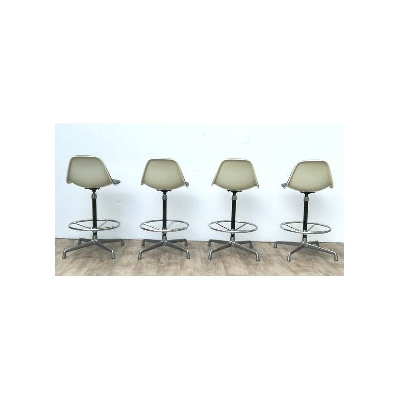 Set of 4 stools by Eames for Herman Miller - 1960s