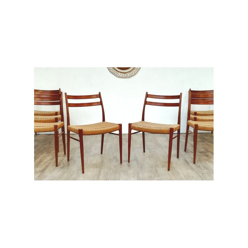 Set of 8 chairs by  Arne Wahl Iversen - 1960s