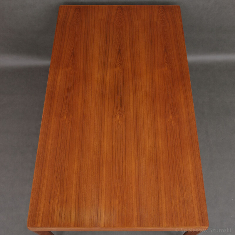 Grande table à manger teck par Henning Kjaernulf - 1960