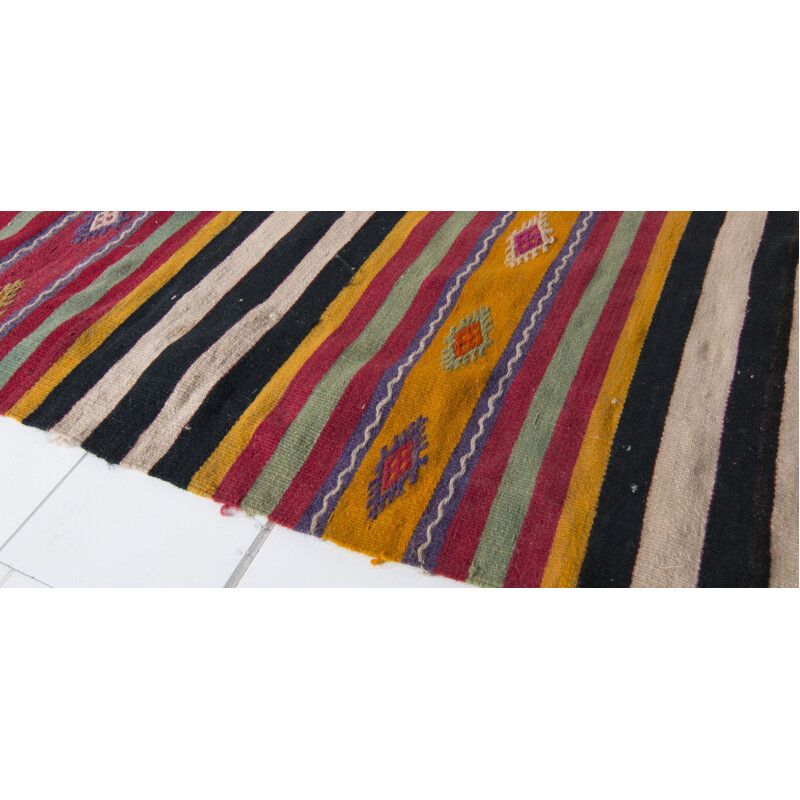 Multicolor Wool Hand woven Vintage rug - 1960s