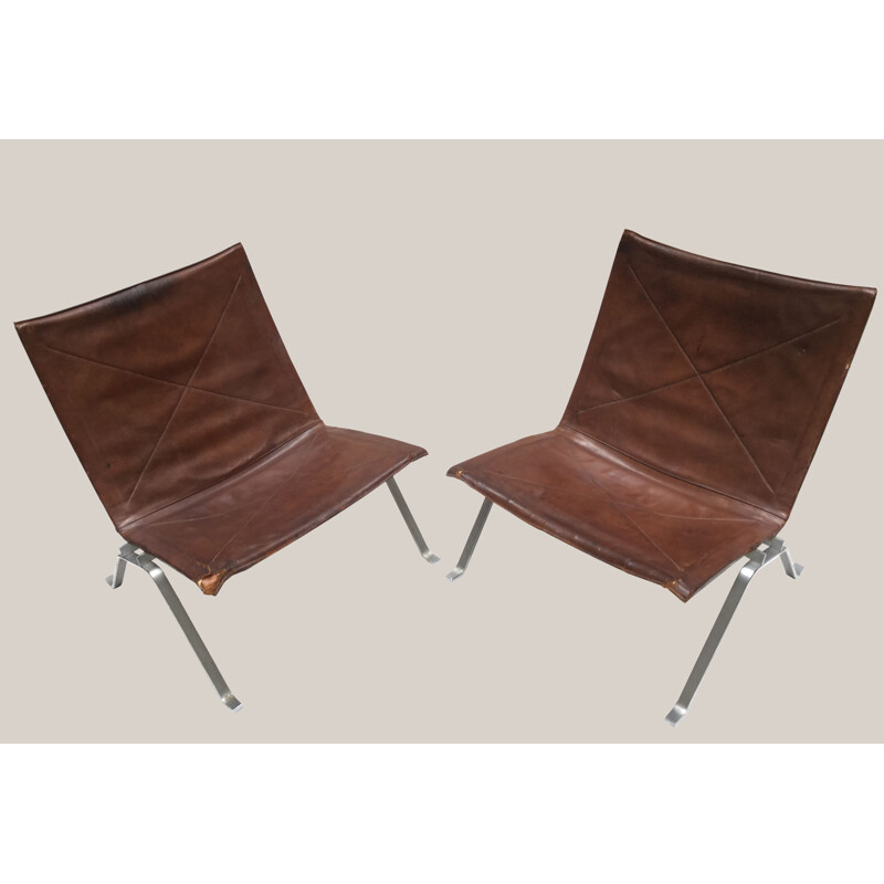 Pair of Vintage armchairs "PK22" by Poul Kjaerholm - 1960s
