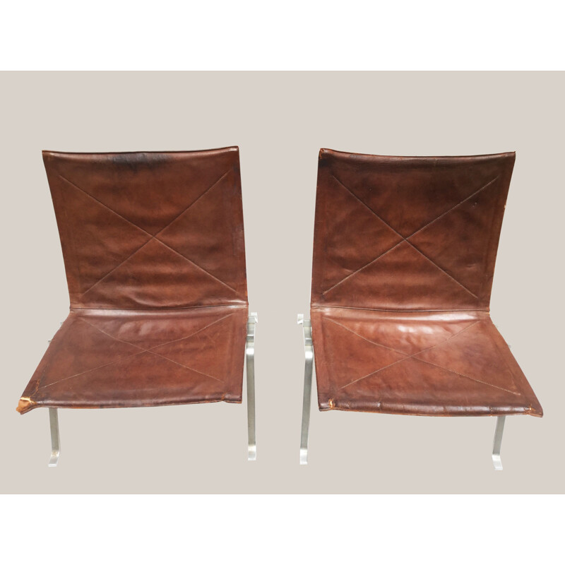 Pair of Vintage armchairs "PK22" by Poul Kjaerholm - 1960s