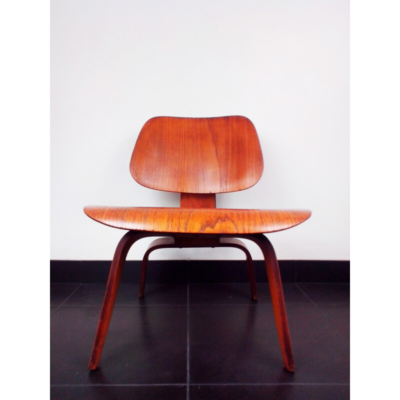 Chair, LCW EAMES First edition - 1946