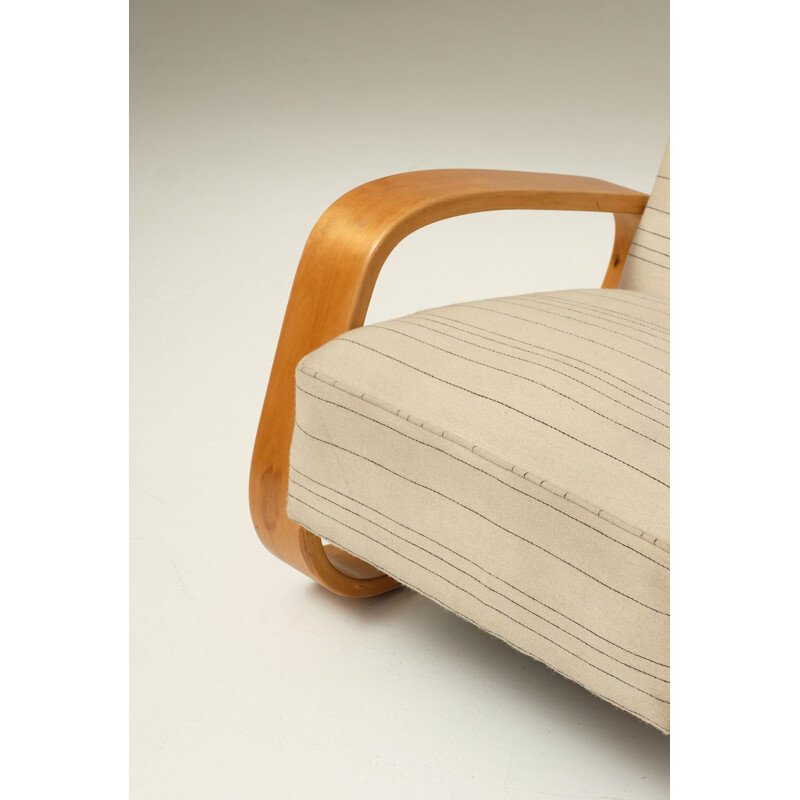 Vintage "Tank" armchair by Alvar Aalto for Artek - 1940s