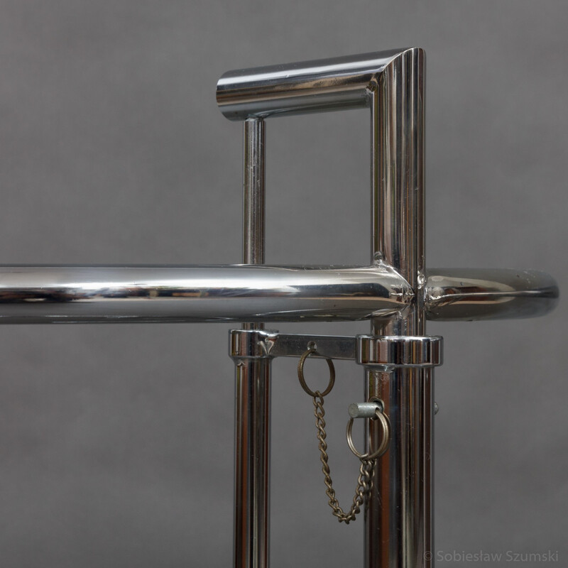 Paire de tables d'appoint vintage en chrome par Eileen Gray - 1970