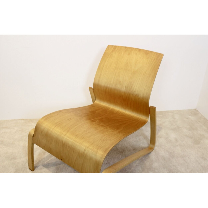 Vintage lounge chair "Nandin" by Hans Peter Weidmann for Artek - 1990s