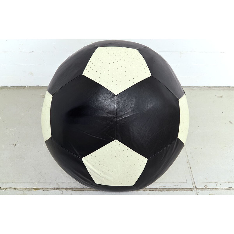 Vintage Football chair by Leolux