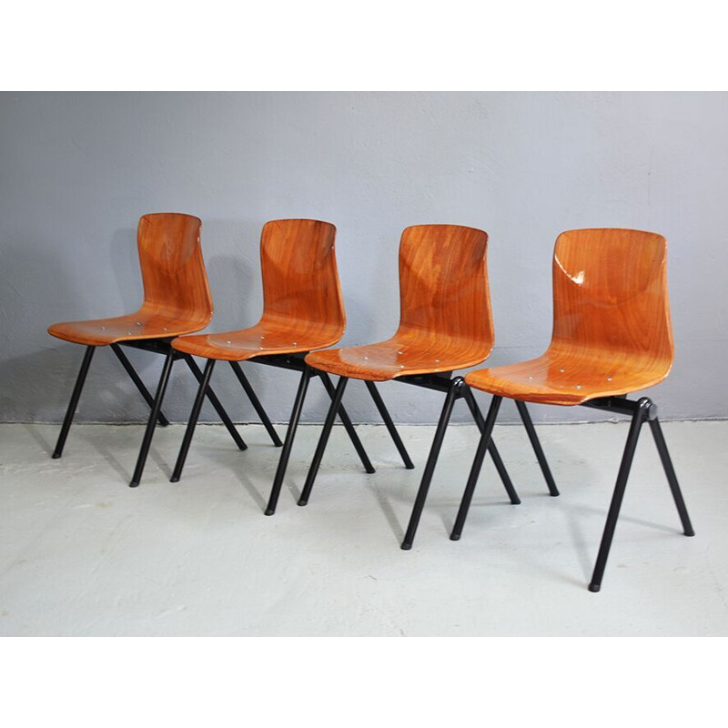 Set of 4 vintage chairs in resin by Galvanitas - 1960s