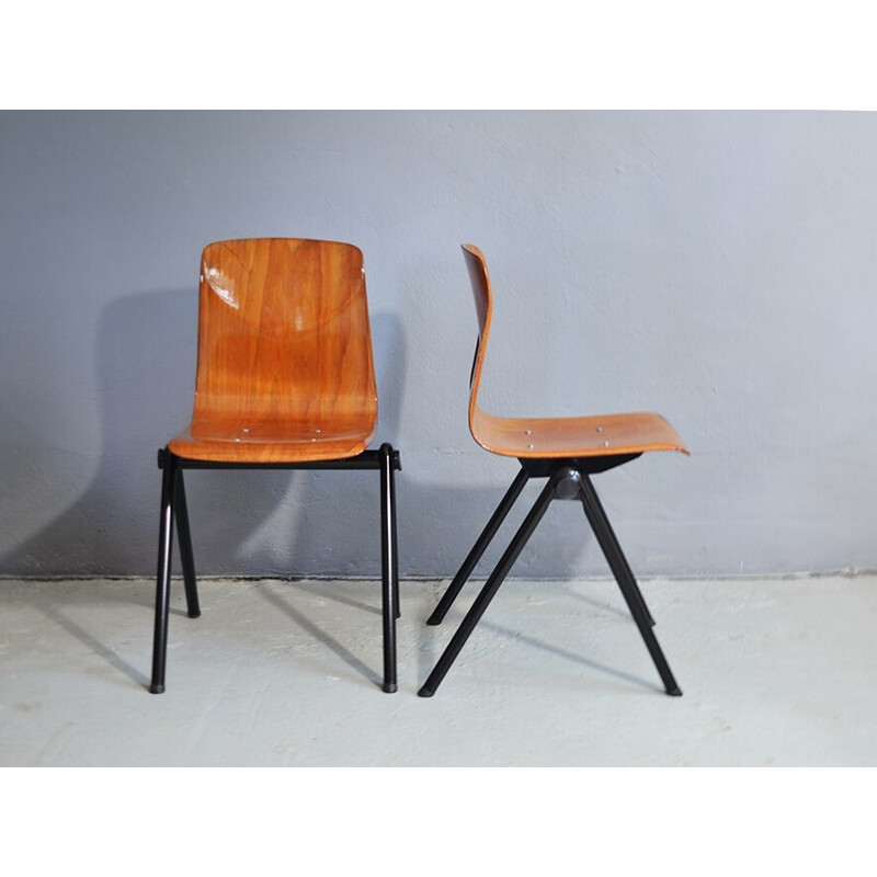 Suite de 4 chaises vintage en résine par Galvanitas - 1960