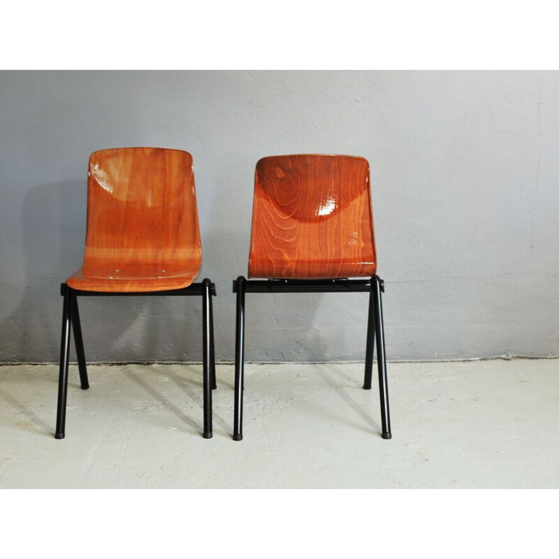 Set of 4 vintage chairs in resin by Galvanitas - 1960s