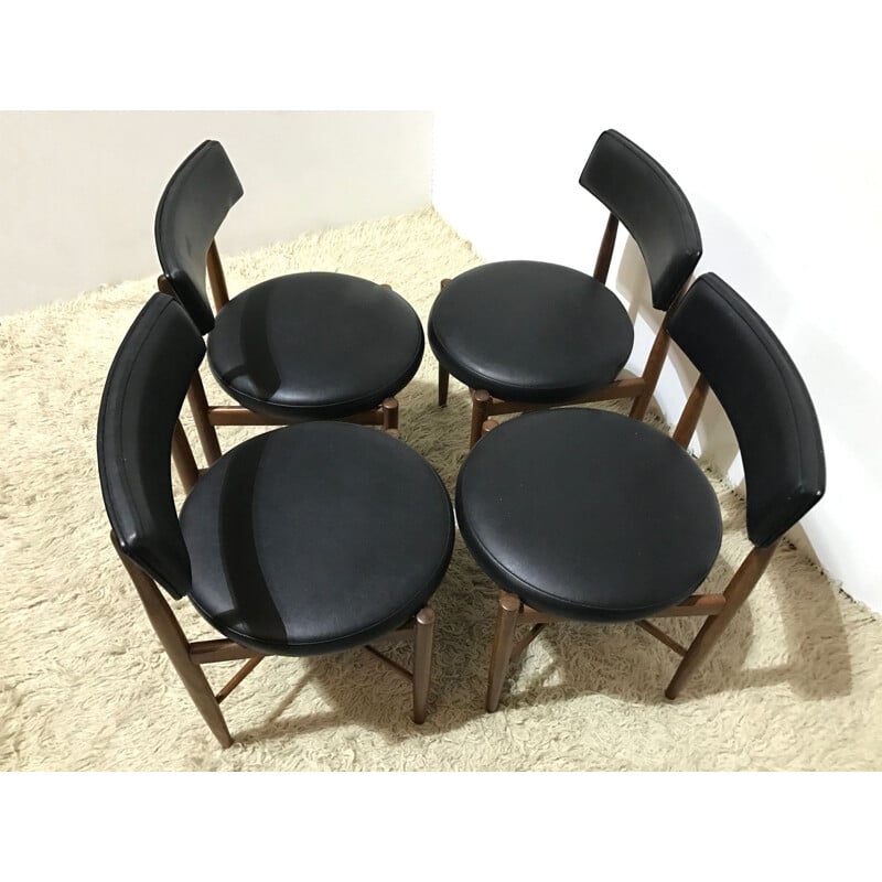 Suite de 4 chaises vintage noires par Victor Bramwell Wilkins pour E Gomme - 1967
