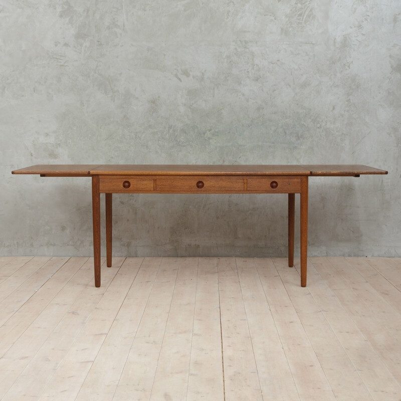 "ET 305" vintage desk in oak by Hans Wegner - 1955