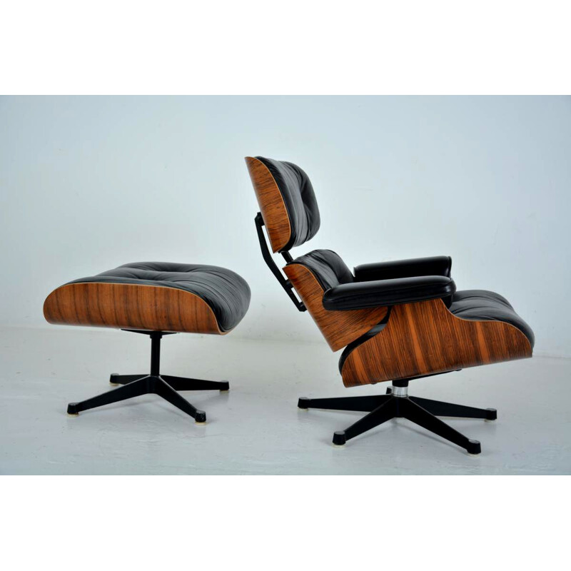 Lounge chair & ottoman by Charles and Ray Eames - 1970s