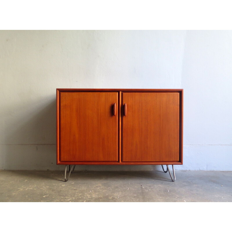 Vintage furniture with metal feet - 1960s