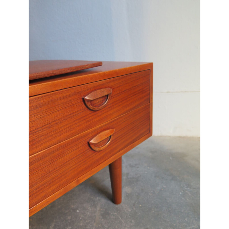 Vintage Danish TVsideboard in teak