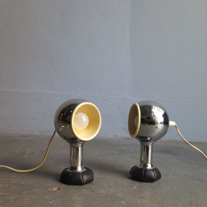 Vintage set of 2 table lamps with bean chrome base 