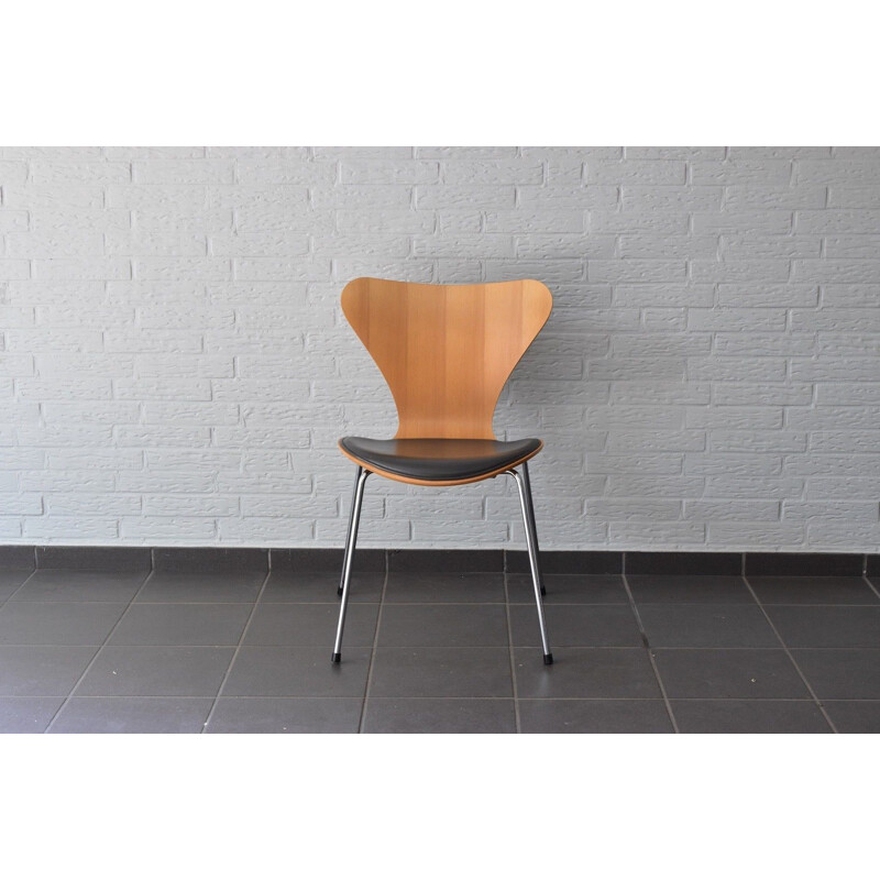 Vintage set of 2 chairs 3107 by Arne Jacobsen for Fritz Hansen - 1950s