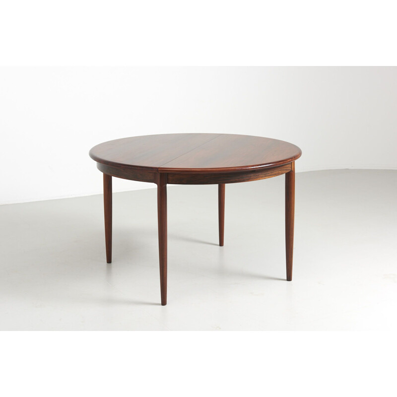 Vintage dining table in rosewood by Niels Møller