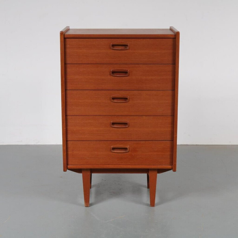 Vintage chest of drawers in teak with 5 drawers