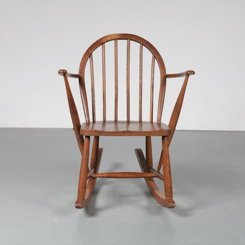 Vintage rocking chair in oak