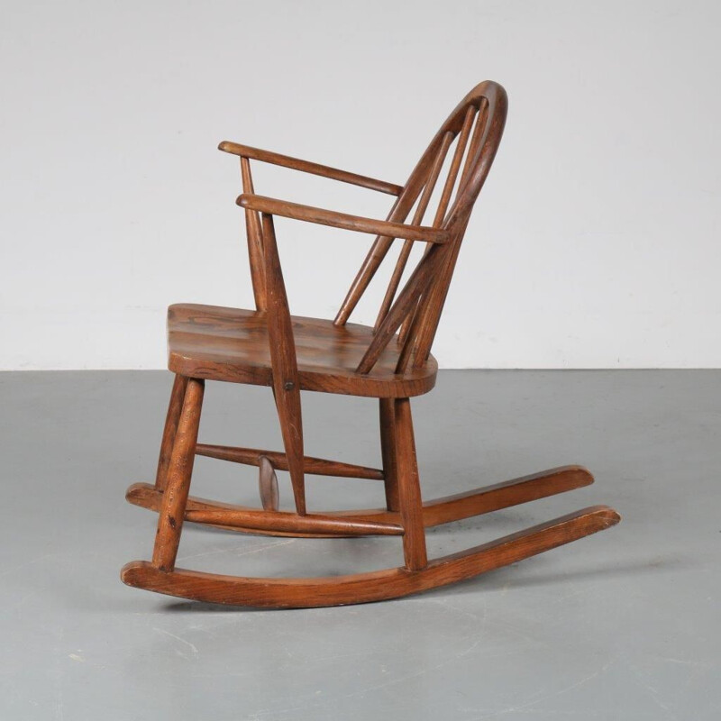 Vintage rocking chair in oak