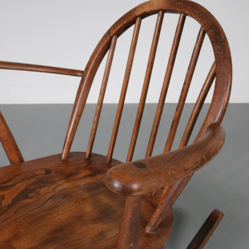 Vintage rocking chair in oak